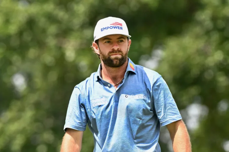 Golf Glance
